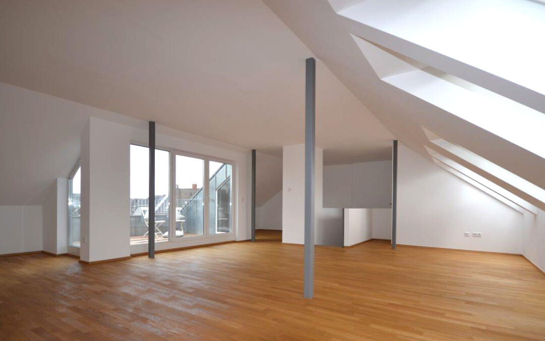 KÖLN, DEUTZ – DACHGESCHOSSAUSBAU ZUR MAISONETTENWOHNUNG