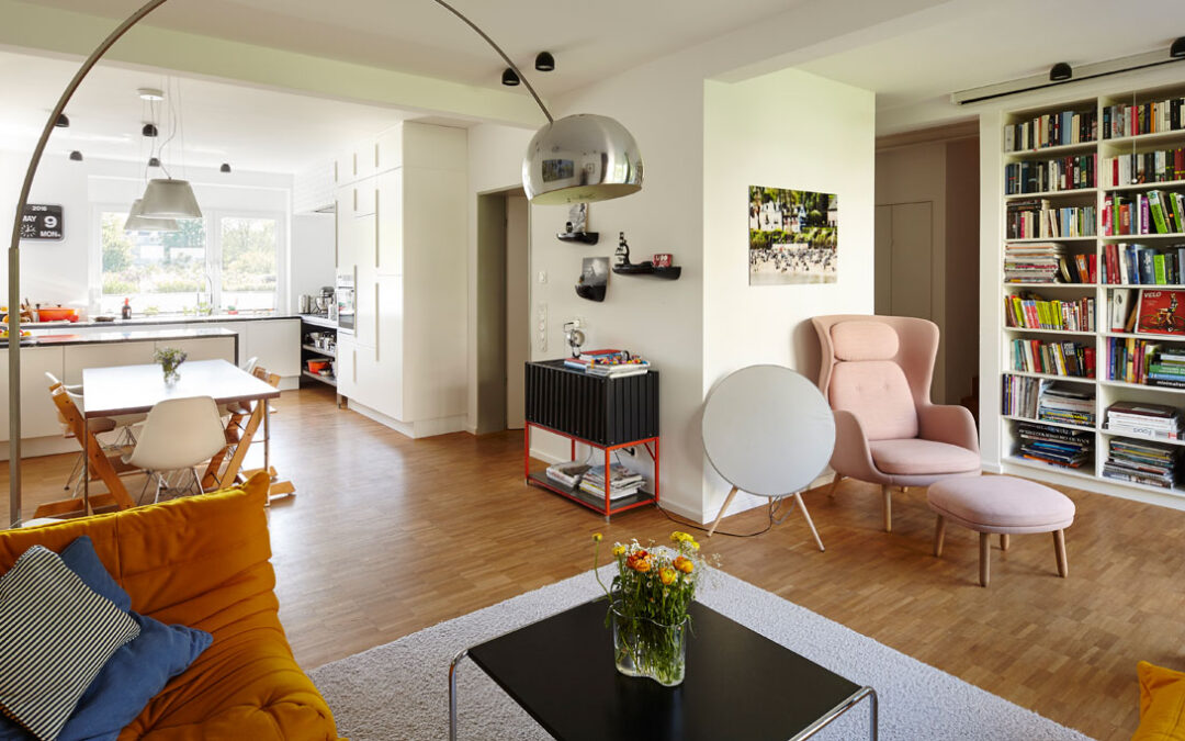 KÖLN, NEUEHRENFELD – WOHNUNG ALS HAUS IM HAUS